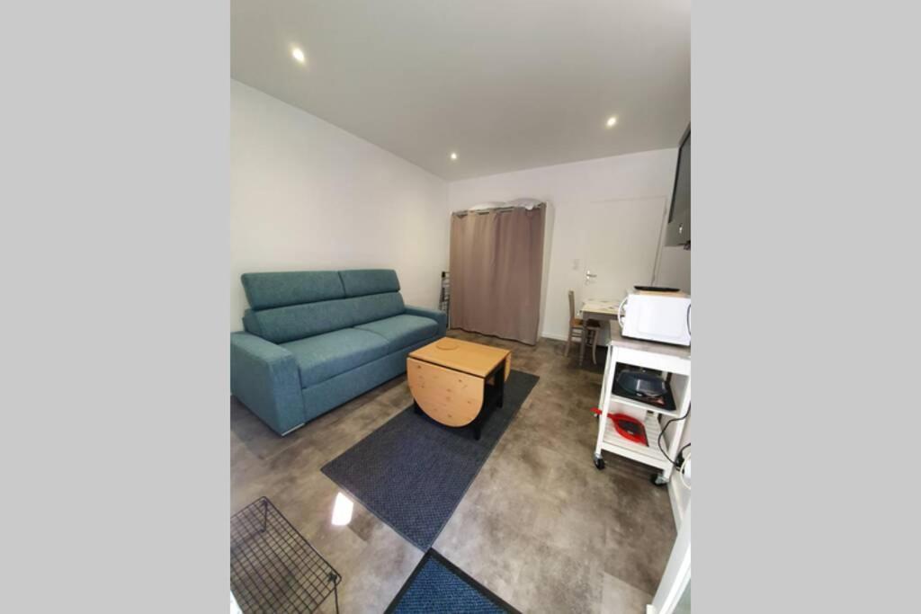 Studio Idealement Situe Au Calme Lorient Bagian luar foto